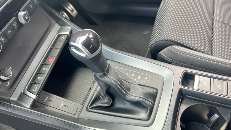 Audi Q3 35 TDI S Line 5dr S Tronic Diesel Estate